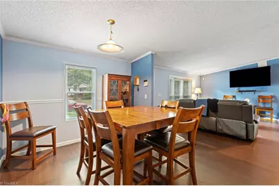 5519 Bridgeway Drive, Greensboro, NC 27406 - Photo 9