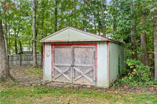 5519 Bridgeway Dr, Greensboro, NC 27406 - Photo 31