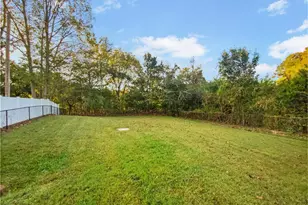 1042 Ball Park Rd, Thomasville, NC 27360 - Photo 9