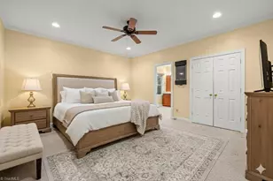 921 Flicker Ln, High Point, NC 27262 - Photo 21