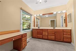 921 Flicker Ln, High Point, NC 27262 - Photo 23