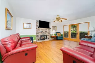 4303 Quail Canyon Ct, Greensboro, NC 27410 - Photo 9