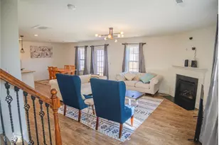 841 Sage Hl Dr, Jamestown, NC 27282 - Photo 5