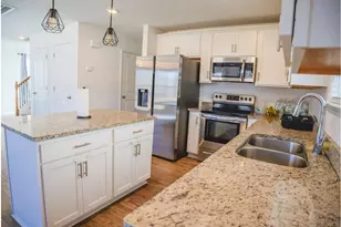 841 Sage Hl Dr, Jamestown, NC 27282 - Photo 11