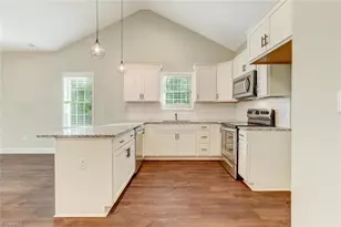 2222 St James Dr, Reidsville, NC 27320 - Photo 9