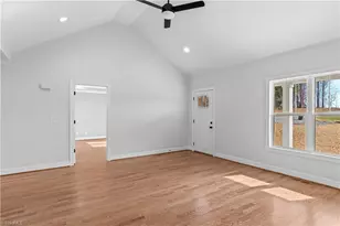 285 Stonybrook Dr, Lexington, NC 27295 - Photo 9