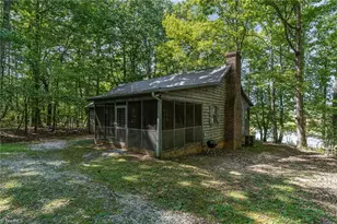 3607 Nc Hwy 268, Pilot Mountain, NC 27041 - Photo 29