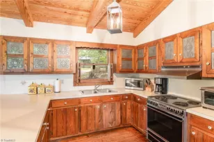 3607 Nc Hwy 268, Pilot Mountain, NC 27041 - Photo 19