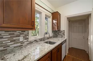 201 Cascade Dr, High Point, NC 27265 - Photo 39