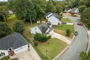 605 Brownstone Dr, Gibsonville, NC 27249 - Photo 3