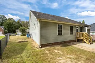 605 Brownstone Dr, Gibsonville, NC 27249 - Photo 25