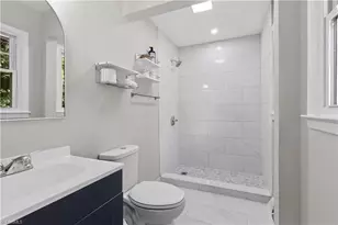 1517 Guest St, Greensboro, NC 27405 - Photo 31