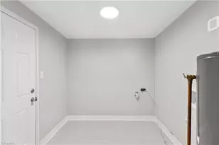 1517 Guest St, Greensboro, NC 27405 - Photo 37