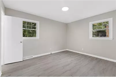 1517 Guest Street, Greensboro, NC 27405 - Photo 29