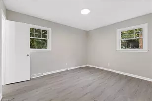 1517 Guest St, Greensboro, NC 27405 - Photo 29