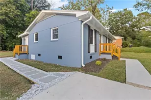 1517 Guest St, Greensboro, NC 27405 - Photo 11