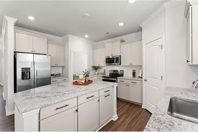 2124 Beechwood View Drive, Winston-Salem, NC 27106 - Photo 11