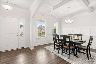 2124 Beechwood Vw Dr, Winston-Salem, NC 27106 - Photo 7