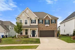 2124 Beechwood Vw Dr, Winston-Salem, NC 27106 - Photo 1