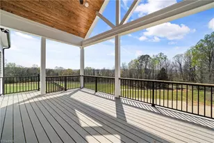3973 Valley View Cir, Clemmons, NC 27012 - Photo 9