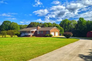 2301 Griffith Rd, Winston-Salem, NC 27103 - Photo 3