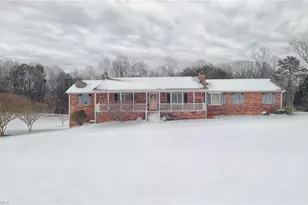 2301 Griffith Rd, Winston-Salem, NC 27103 - Photo 49