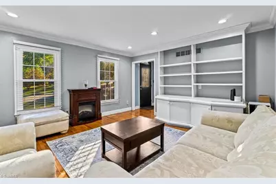 105 Peach Orchard Drive, Greensboro, NC 27455 - Photo 5