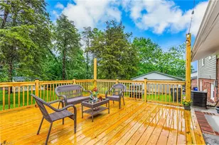 2575 Wood Valley Rd, Winston-Salem, NC 27106 - Photo 9