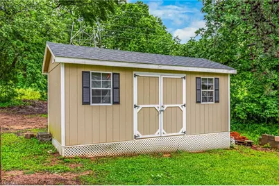 2575 Wood Valley Road, Winston-Salem, NC 27106 - Photo 13