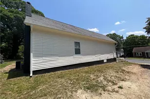 409 E Whittington St, Greensboro, NC 27406 - Photo 11