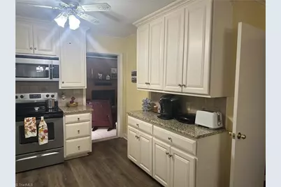 161 Ridgeview Drive, Mount Airy, NC 27030 - Photo 9