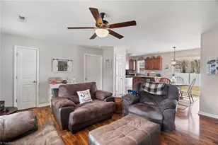 405 Northridge Dr, Eden, NC 27288 - Photo 3