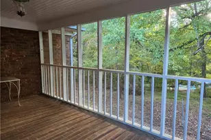 246 Merry Hills Dr, High Point, NC 27262 - Photo 9