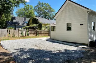 630 Armfield St, Statesville, NC 28677 - Photo 15