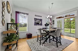 1096 Crestwell Dr, Burlington, NC 27215 - Photo 9