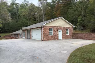 8244 N Nc Hwy 16, Millers Creek, NC 28651 - Photo 3