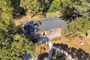 627 Oakmont Dr, Asheboro, NC 27205 - Photo 3