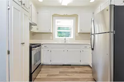 304 Springtime Drive, Greensboro, NC 27409 - Photo 5