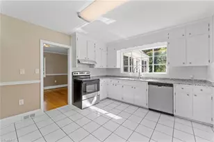 1410 Pennrose Dr, Reidsville, NC 27320 - Photo 13