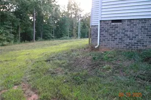 2521 Henley Ln, Walkertown, NC 27051 - Photo 3