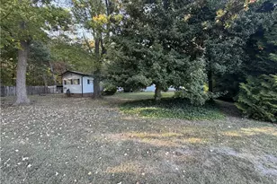 4869 Old Edgar Rd, Sophia, NC 27350 - Photo 9