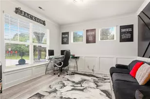 1405 Regal View Dr, Kernersville, NC 27284 - Photo 9