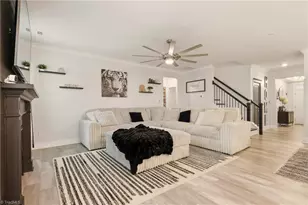 1405 Regal View Dr, Kernersville, NC 27284 - Photo 5