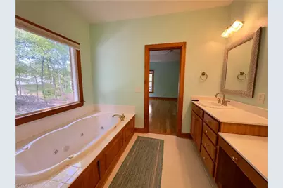 906 Rocky Cove Lane, Denton, NC 27239 - Photo 25