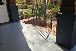 724 Summit St, Walnut Cove, NC 27052 - Photo 7