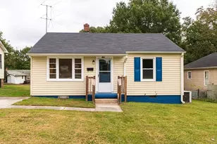 411 Lincoln St, Burlington, NC 27217 - Photo 1