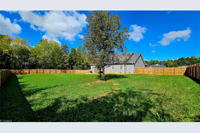 167 Parks Meadows Drive, Lexington, NC 27292 - Photo 3