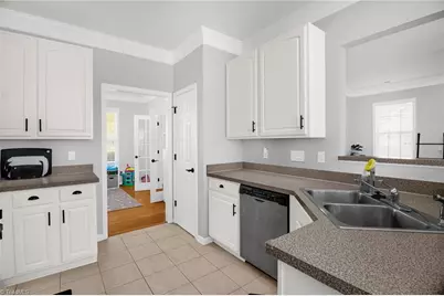 4714 Pine Glen Court, Greensboro, NC 27410 - Photo 11