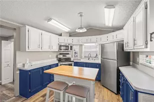 147 Badin Lk Cir, New London, NC 28127 - Photo 5