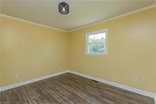 1107 Harvest Dr, Thomasville, NC 27360 - Photo 11